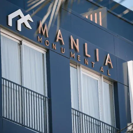 Apartment Monumental By Manlia