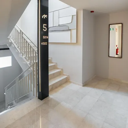 Monumental By Manlia Apartment *