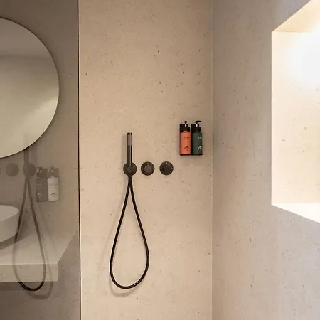 Monumental Mercado By Manlia Alicante